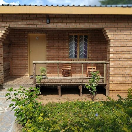 Sunshinevibe Guest House Kasane Ngoại thất bức ảnh