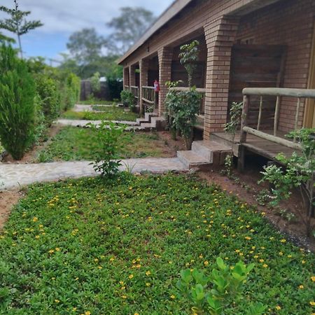 Sunshinevibe Guest House Kasane Ngoại thất bức ảnh