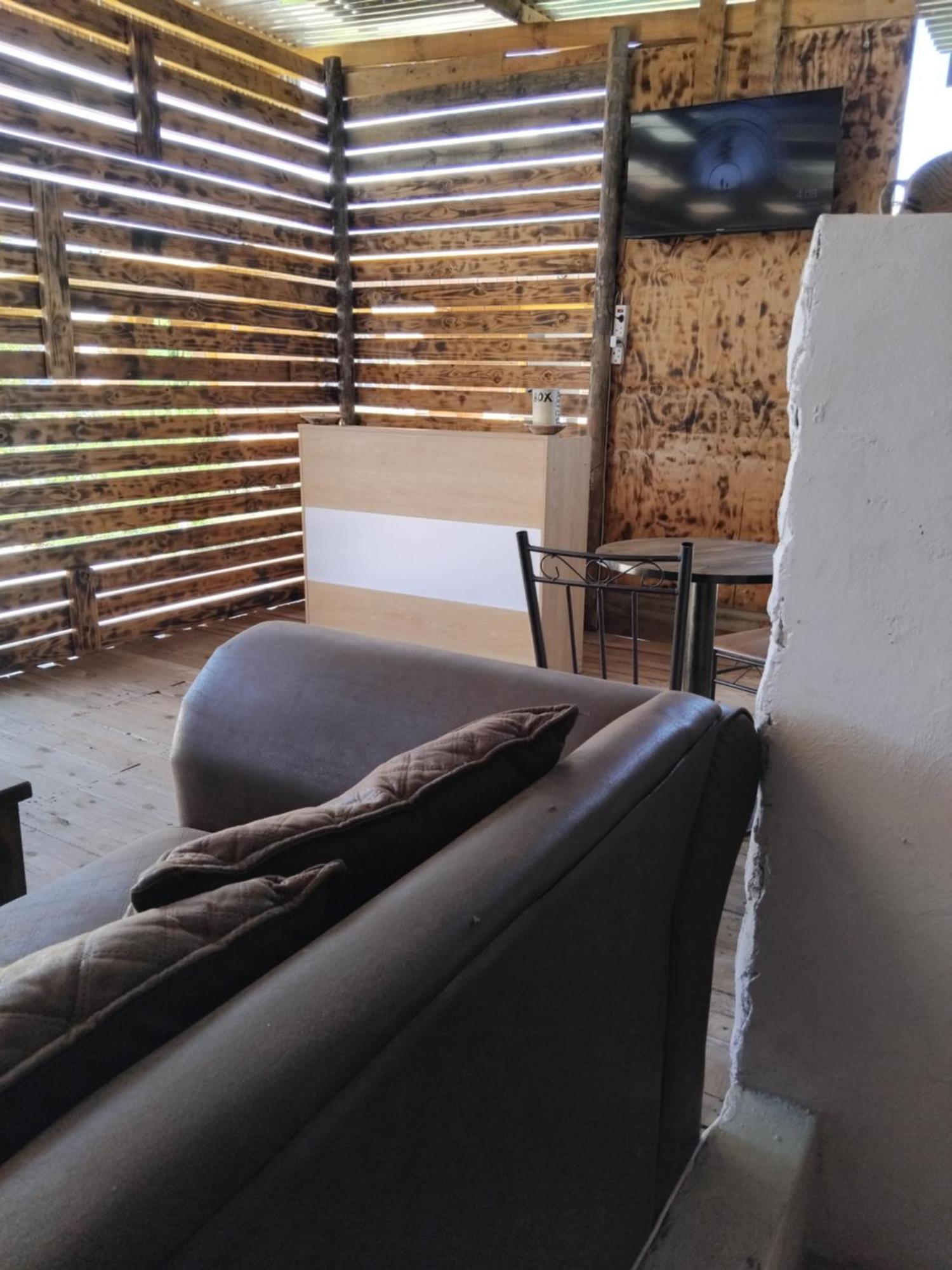 Sunshinevibe Guest House Kasane Ngoại thất bức ảnh